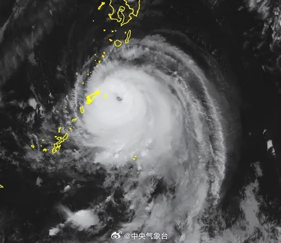 台风“珊珊”将成超强台风!