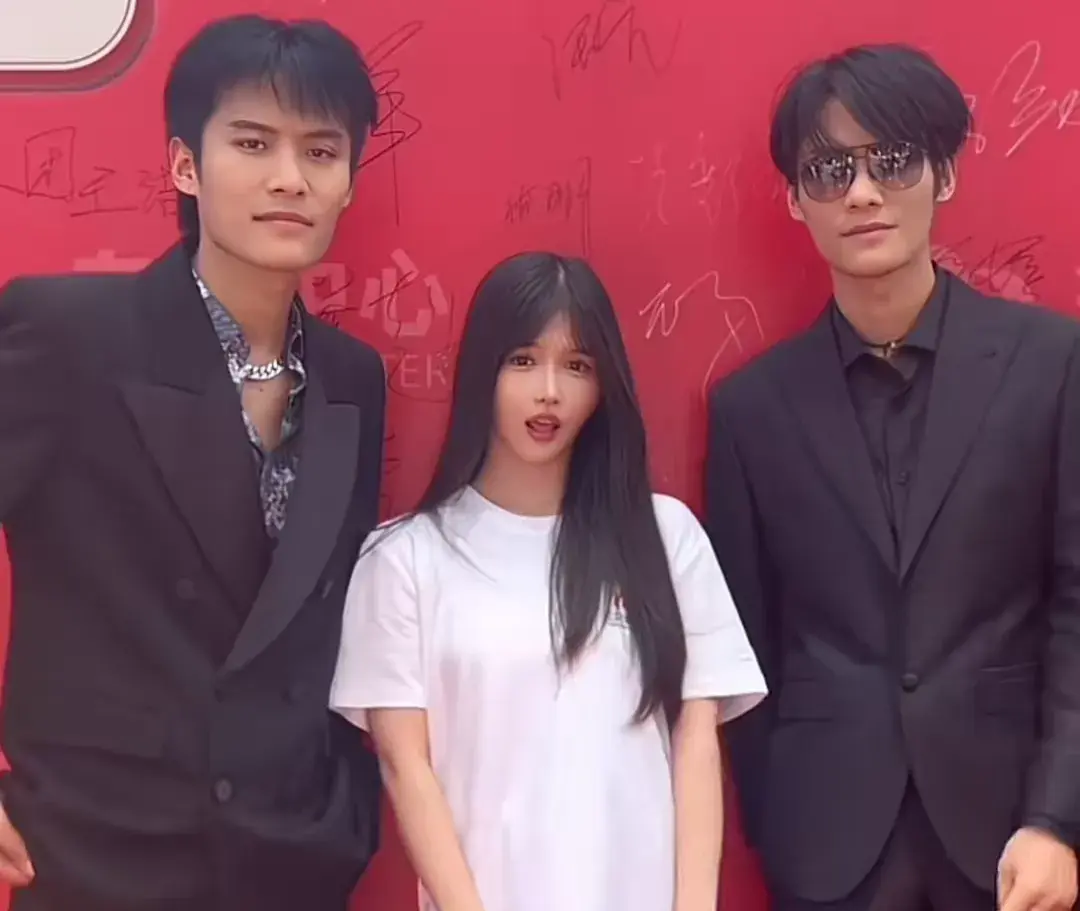 网红散打哥证实!三只羊沫沫被抓,聊天记录曝光,父母要出来爆料-散打哥的好兄弟