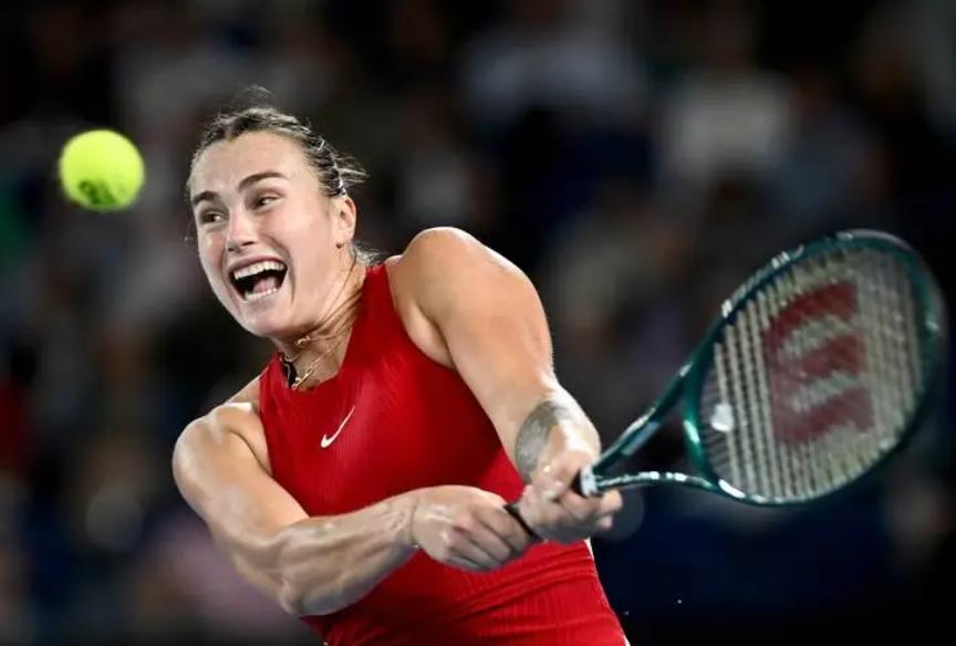 美网八强郑钦文0-1萨巴伦卡,中国金花失去节奏,1-6光速丢掉首盘-2021美网冠军是谁