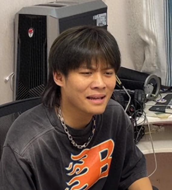 大闸蟹的复仇?小杨哥一个月掉粉70万,网友:还不如卖螺蛳粉!-大闸蟹养几个月才可以卖