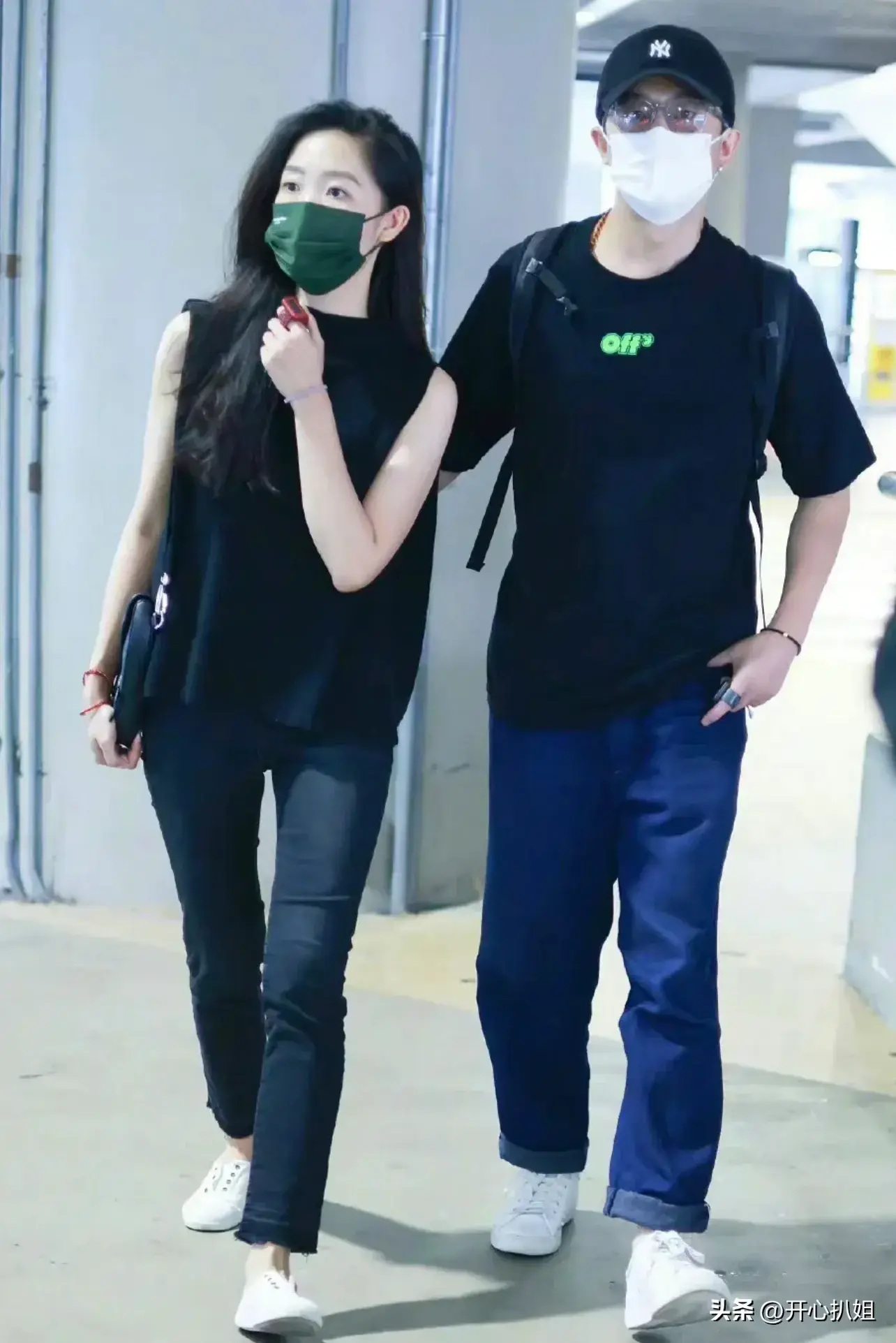 郑晓龙导演曾透露:蒋雯丽是黄轩的贵人!事情不简单,信息量大!-蒋丽雯和黄轩是什么关系