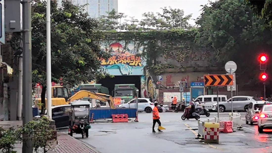 南宁邕江大桥双向封闭,最高洪峰12点过境-邕江流向示意图