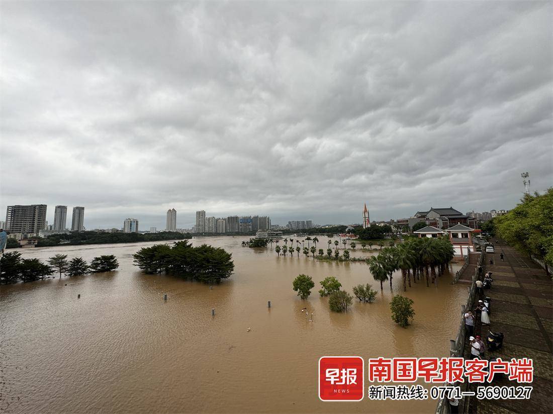 南宁邕江大桥双向封闭,最高洪峰12点过境-邕江流向示意图