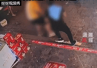 280斤的他一味挨打不还手,怕被认定互殴!冲上热搜!-280斤男生
