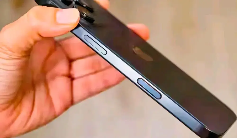 iPhone 16 Pro首发翻车?网友齐吐槽第一批BUG ,简直太离谱!-16spro发布价格