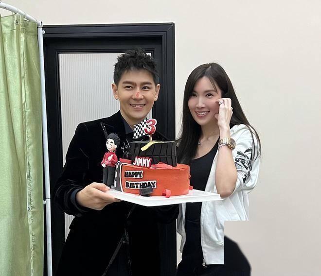 49 岁林志颖美国露面,脸部发福,41 岁陈若仪青春似少女-林志颖和陈若仪怎么认识相爱结婚