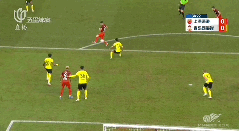 武磊伤退!海港2-1战胜青岛西海岸,继续领跑积分榜!-武磊回归上海海港