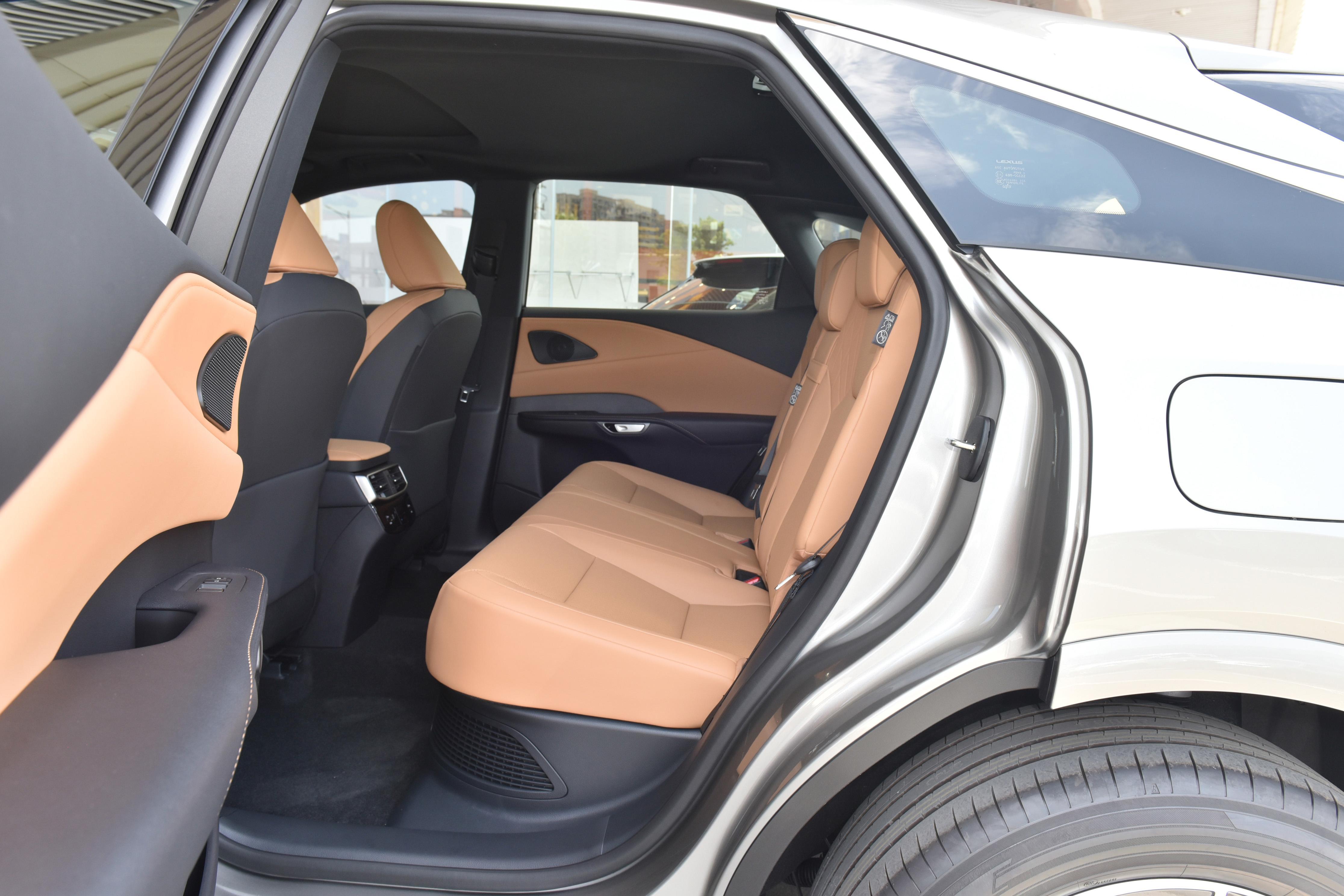 售价38万元 雷克萨斯RX 300骏享版上市 配2.0T动力-雷克萨斯rx300h价格