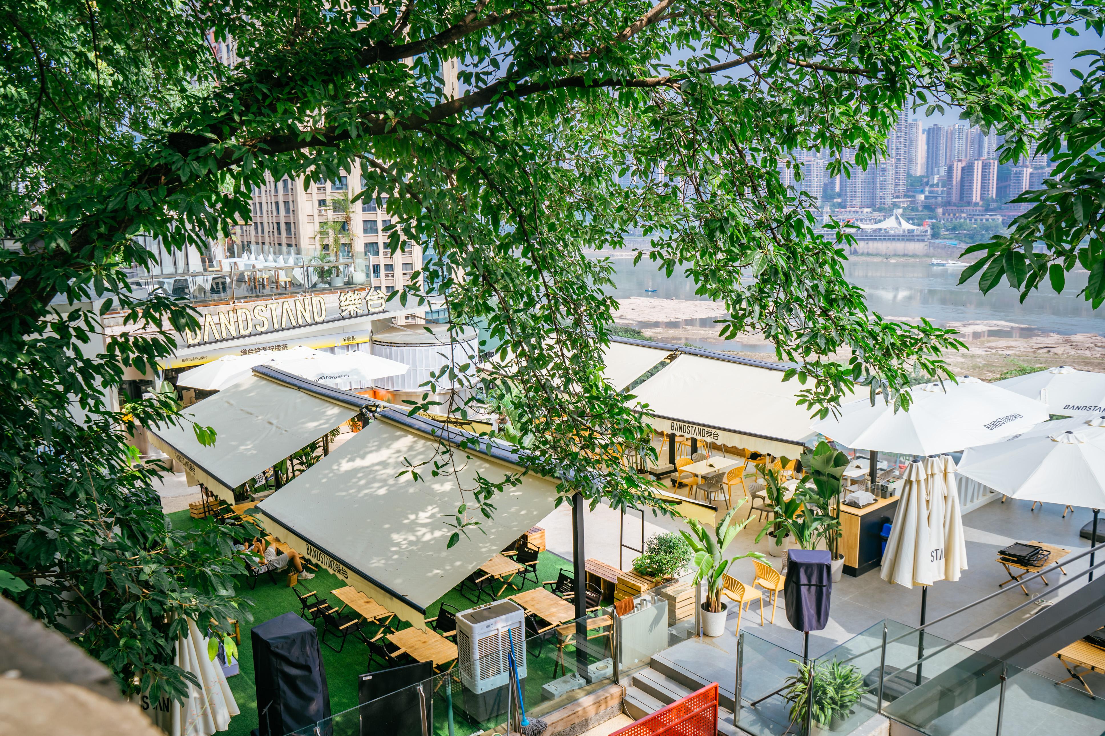 国庆重庆文旅再创佳绩 山城巷宠粉引全网热议-重庆国庆景区