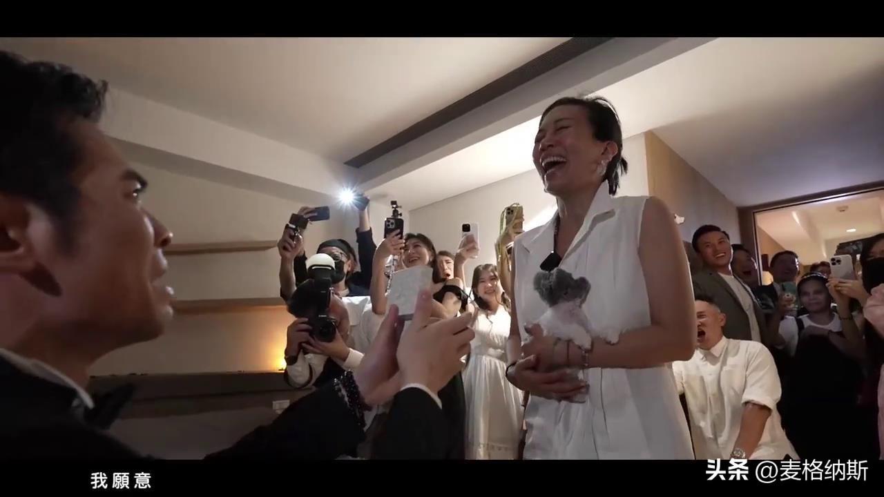 萧敬腾今晚迎娶51岁林有慧,四套婚纱曝光,600人赴宴礼金全捐出-萧敬腾安排