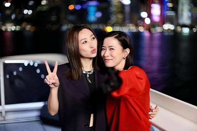 TVB知名女星真空上阵险走光,人气高涨通告不断,上位成公司一姐-TVB知名女星曝怀孕