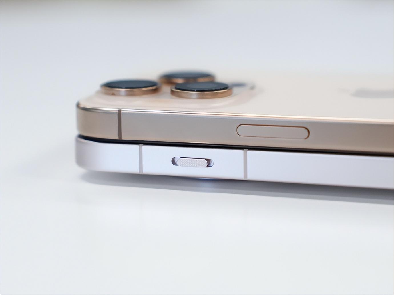 OPPO Find X8系列官宣,四等直屏+天玑9400,Find X7降价-oppofindx8参数价格
