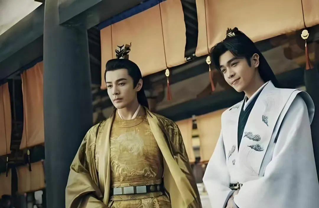 大瓜!知名男星被曝逃税,培养妈咪笼络小姐,堪称“内娱李胜利”-明星逃税是什么意思啊