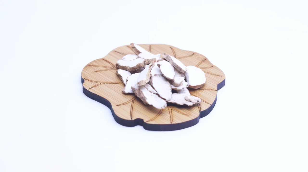黄芪的“绝配”被发现,女性没事喝一点,气血充足,更显年轻态-黄芪的18种配伍