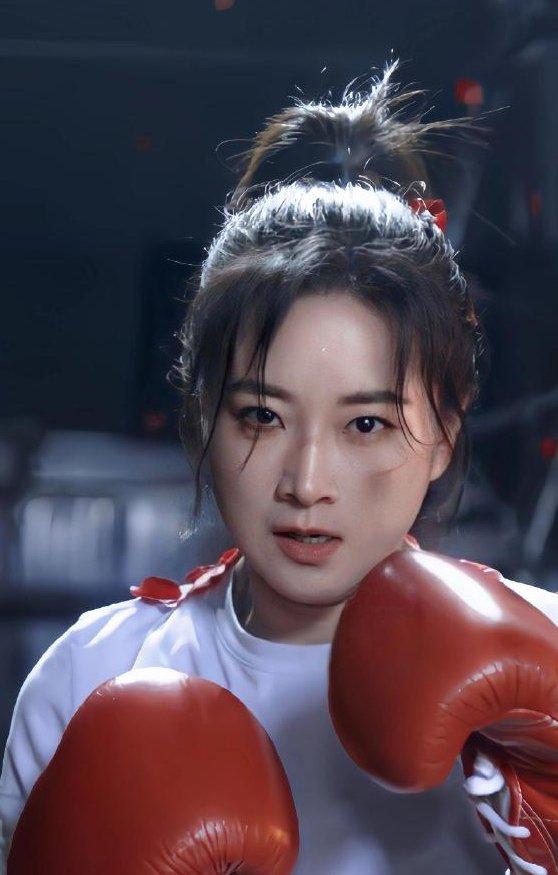 贾玲回应减肥后观众缘松动,体重少了魂又没换,胖瘦都是观众的宝-贾玲减过肥吗