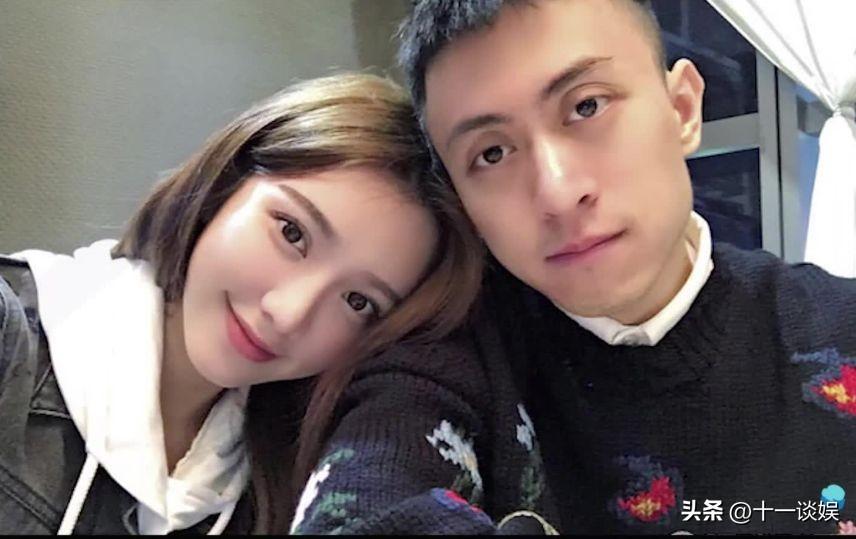 秦奋现身东京街头被偶遇，身材消瘦穿搭时尚，近照酷似郭敬明(秦奋有多大)