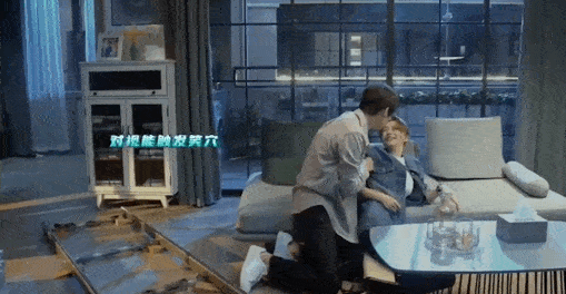 秦岚的新恋情，还能爽多久？(秦岚谈过几段恋情)