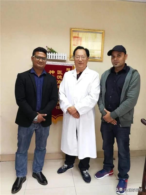 潜心岐黄数十年，硕果累累满园春_史伟医师(岐黄指哪两个人)