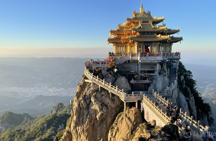 洛阳老君山旅游攻略(洛阳老君山风景区攻略自驾路线)