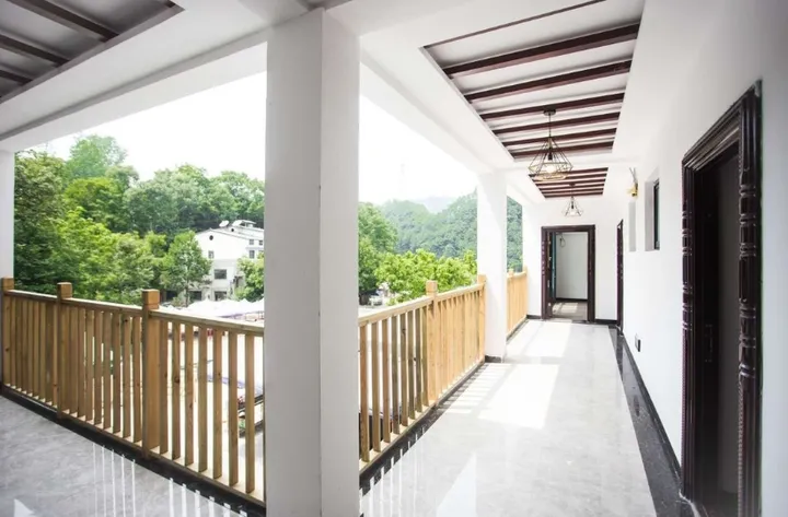 想去洛阳栾川老君山玩一玩，有没有攻略介绍一下，谢谢？(栾川老君山1日游最佳路线)