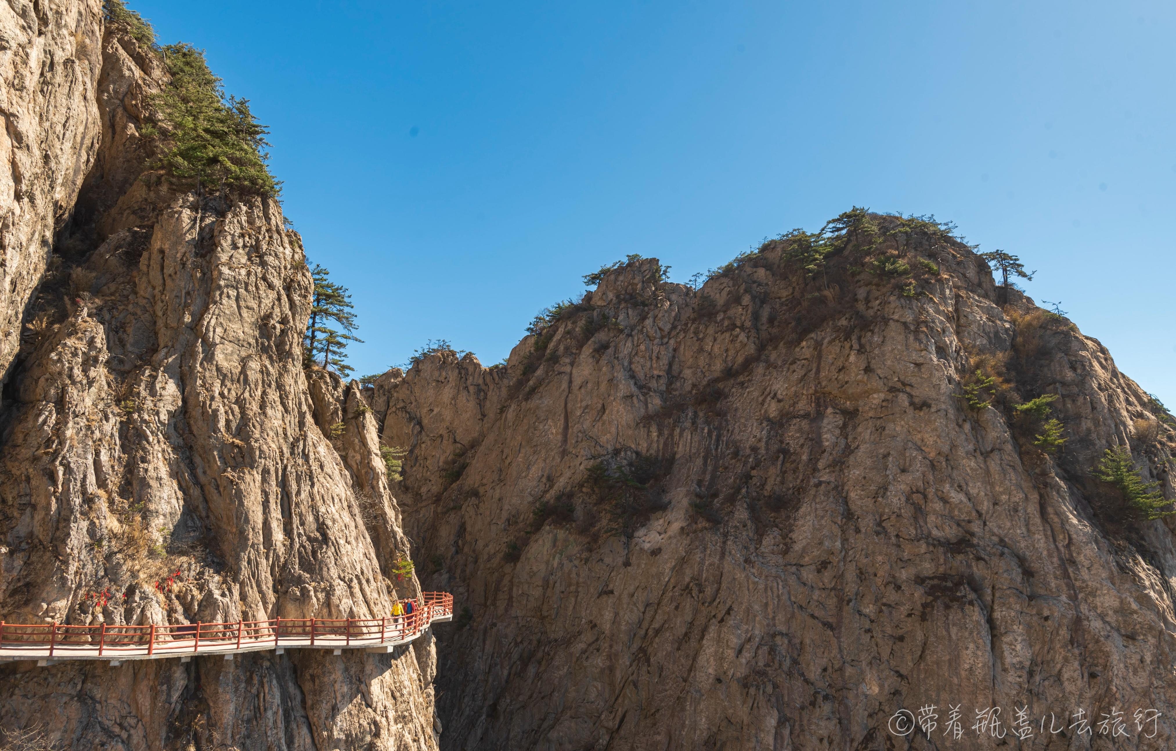 打卡中国第一仙山洛阳老君山，附上保姆级攻略，看看一趟花多少钱(河南洛阳老君山景区)