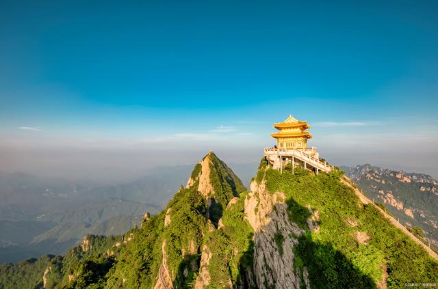 河南老君山旅游团攻略，洛阳老君山怎么玩？5天四晚旅游行程全解(河南洛阳老君山门票)