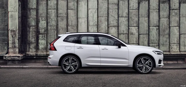 北欧豪华卖出白菜价 沃尔沃XC60直降6.8万（沃尔沃xc60的价格2021款价格）