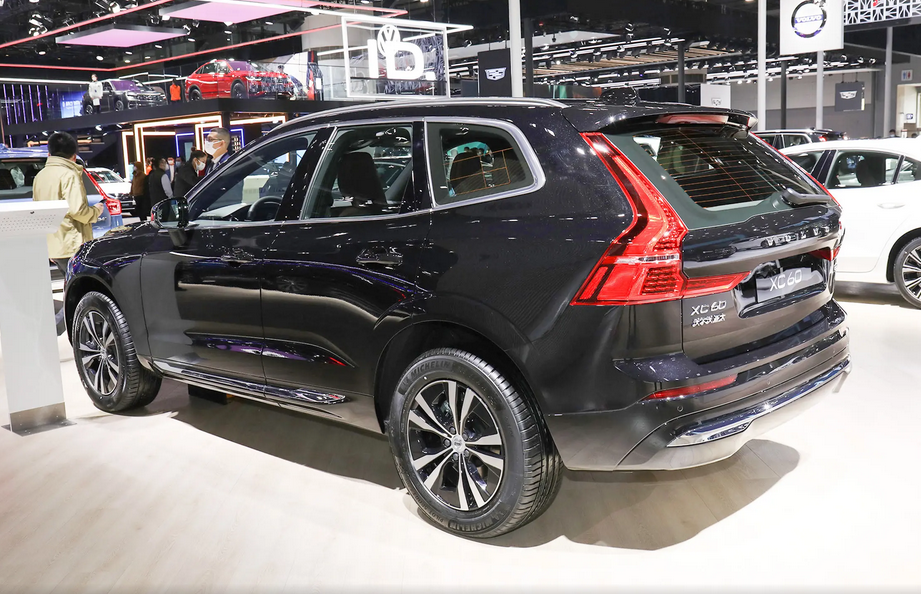 现金优惠7.8万，裸车降至30万以内，沃尔沃XC60能买了吗？（2022款沃尔沃xc60优惠多少）