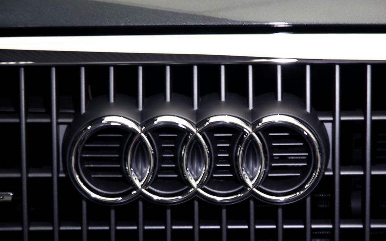 上市价格坚挺一分不降，如今最高降18.6万，这4款豪华SUV不香了？（2021年上市新款豪华suv大全）