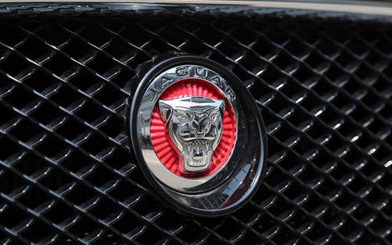 上市价格坚挺一分不降，如今最高降18.6万，这4款豪华SUV不香了？（2021年上市新款豪华suv大全）