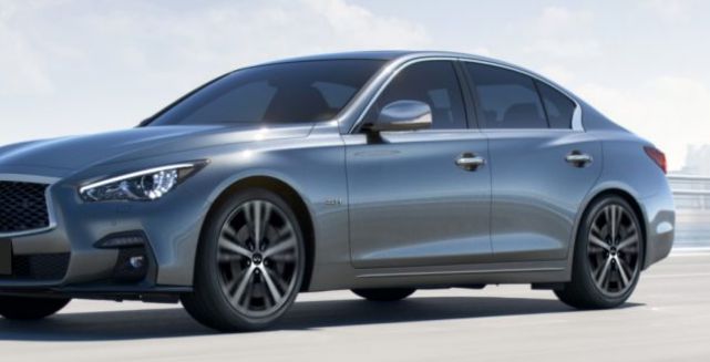 从26万降至18万，和奔驰C级一个档次，却卖得比雅阁便宜，标配2.0T（比奔驰车好的车）