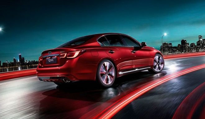 从26万降至18万，和奔驰C级一个档次，却卖得比雅阁便宜，标配2.0T（比奔驰车好的车）