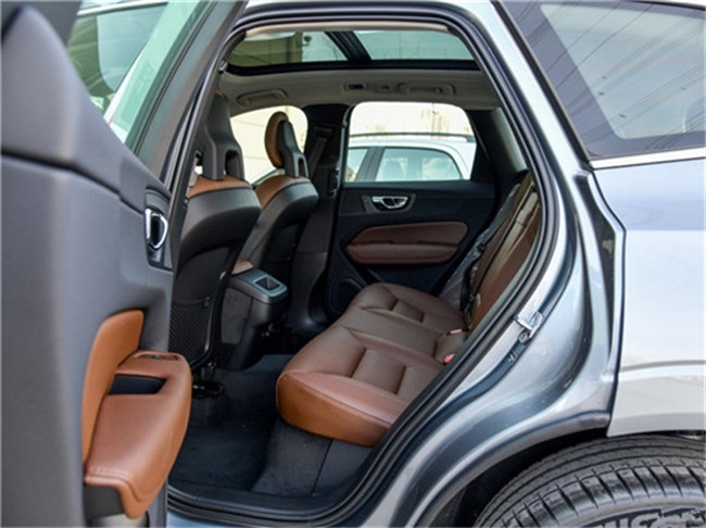 沃尔沃XC60最新优惠 18款现降价售裸车（沃尔沃汽车xc60价格多少）