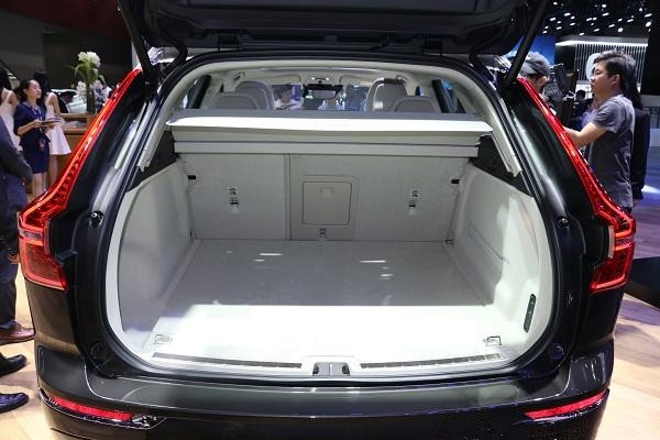 18款全城降价 沃尔沃XC60低价促销（沃尔沃xc60 2018款和2019款区别）