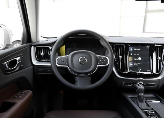 沃尔沃XC60迎来全系降价潮，入手时机已到？（沃尔沃xc60降价促销）