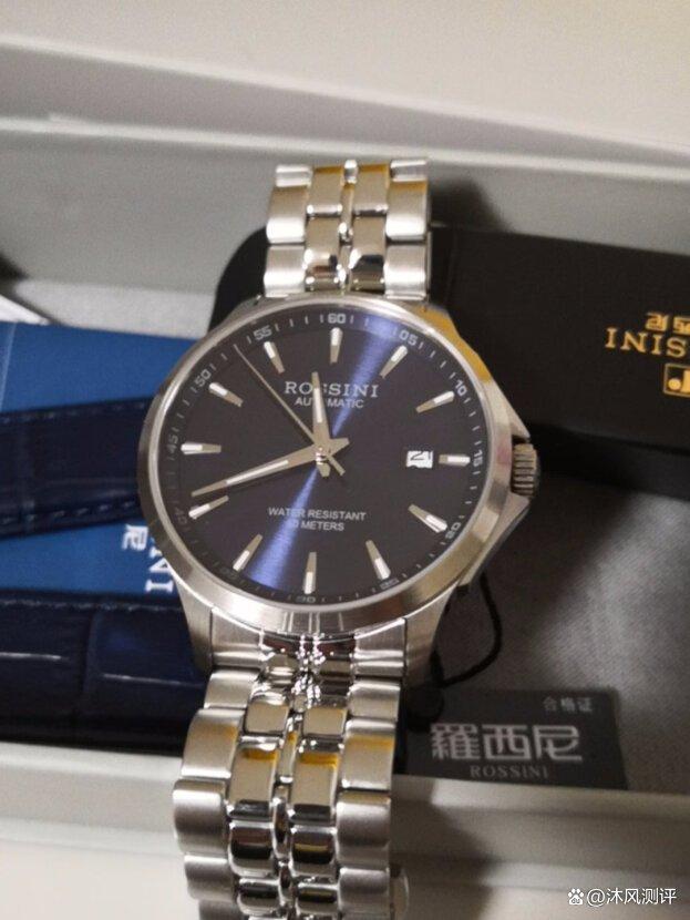 罗西尼手表属于什么档次？适合什么人佩戴？揭秘选购心得（罗西尼手表怎么样属于什么档次）