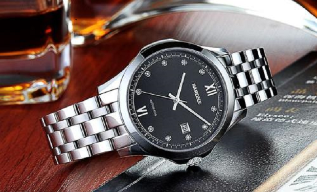 雷诺罗西尼竟然都是国产 中国十大名表品牌（雷诺罗西尼竟然都是国产 中国十大名表品牌吗）