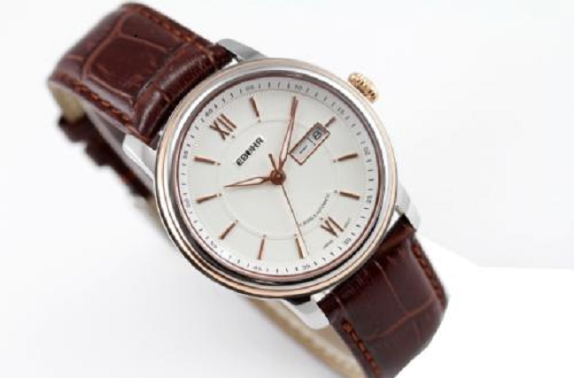 雷诺罗西尼竟然都是国产 中国十大名表品牌（雷诺罗西尼竟然都是国产 中国十大名表品牌吗）