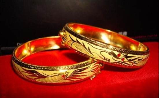 重庆黄金只能回收吗？黄金典当的价格怎么算呢？（重庆今日黄金回收价格多少一克查询）