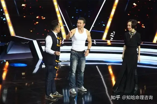 刘畊宏和他迟到的爆红(刘畊宏是干什么的)