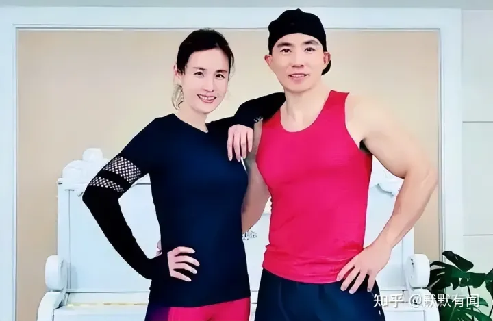 与周杰伦历经生死，靠健身直播吸粉超千万，“虐妻”出圈刘畊宏(周杰伦健身房名字叫什么)