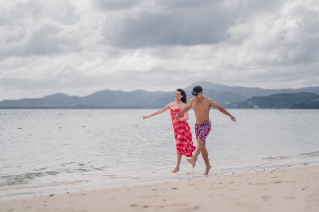 刘畊宏是绝世好男人！自己爆红后开始捧老婆，让她享受走红的滋味(刘畊宏现状)