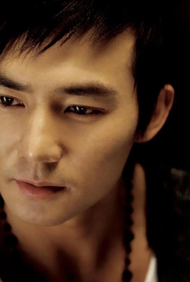 刘畊宏的起伏人生，和他生命中深爱的一个重要女人(刘畊宏与老婆)