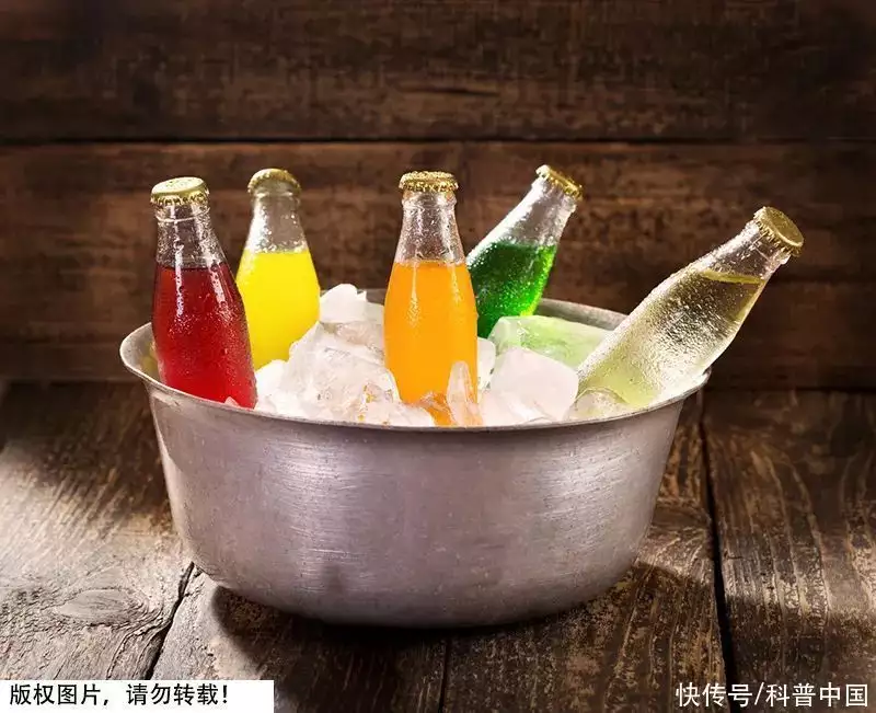 牛磺酸泡腾片，到底是什么？有什么作用？没想到，今年“挤奶衫”才是最流行的，谁穿谁好看，显身材有气质（牛磺酸泡腾片的禁忌和副作用）