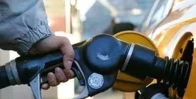 油价调整消息：今日7月5日全国最新柴油，汽油价格“油价上调倒计时”(今天国内汽油柴油价格下调多少?)