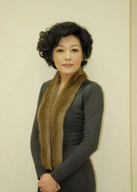 哈文：丈夫李咏病逝后，我依然是李家的儿媳妇（哈文和李咏怎么认识的）