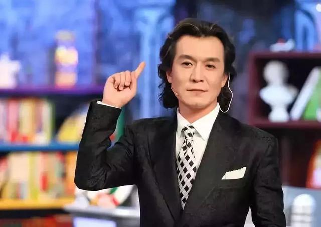 李咏病逝5年后，遗孀哈文的选择，让人泪目（李咏死的时候多大岁数）