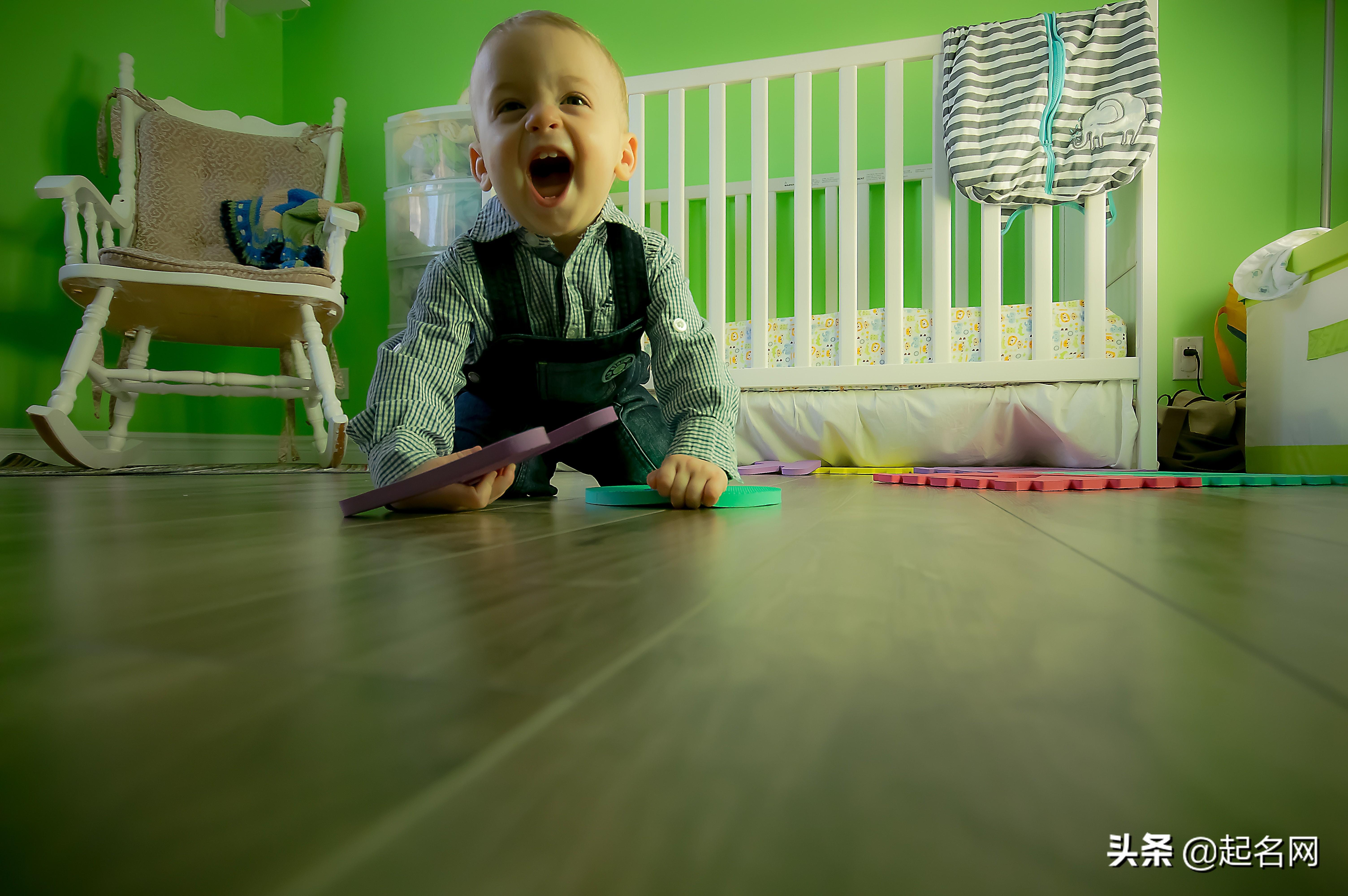 可狼可奶的男孩名，气质出众，特别撩人(男宝宝好听奶名)