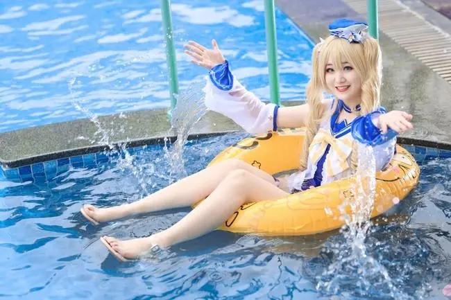 《原神》cos泳装合集，达咩，不可以瑟瑟！(原神角色穿泳装的图片)