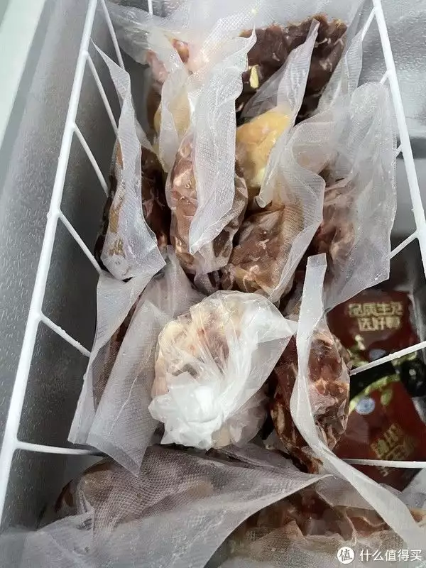 宠物生骨肉家庭 我是如何把生骨肉包装起来放好的(喂狗生骨肉应该怎么喂)